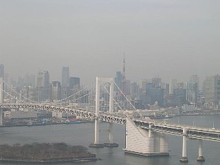 [�t�W�e���r���̓W�]������]